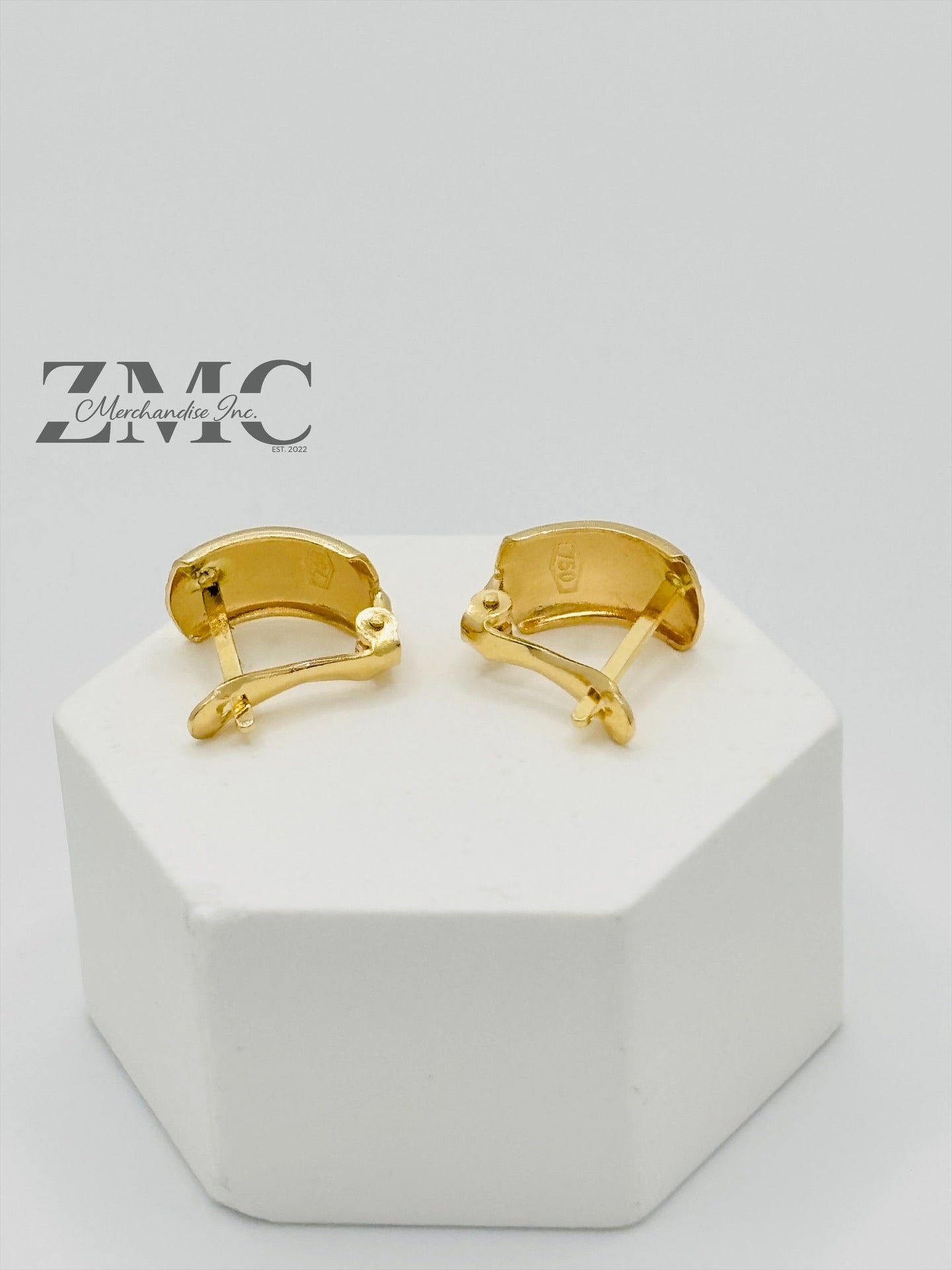 18K Gold Diamond Cut Clip Type Earrings