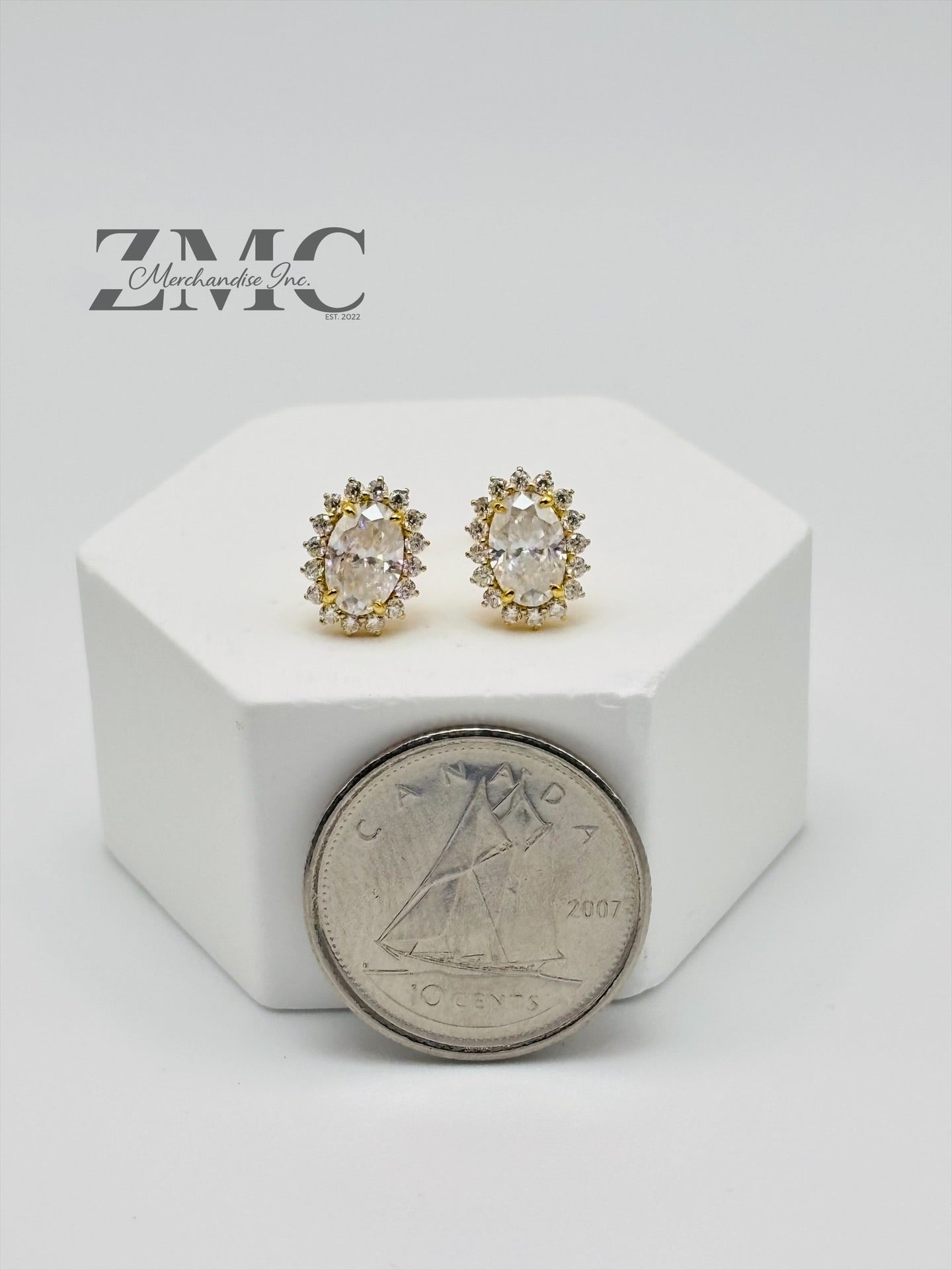 18K Gold Oval Moissanite Diamond Earrings