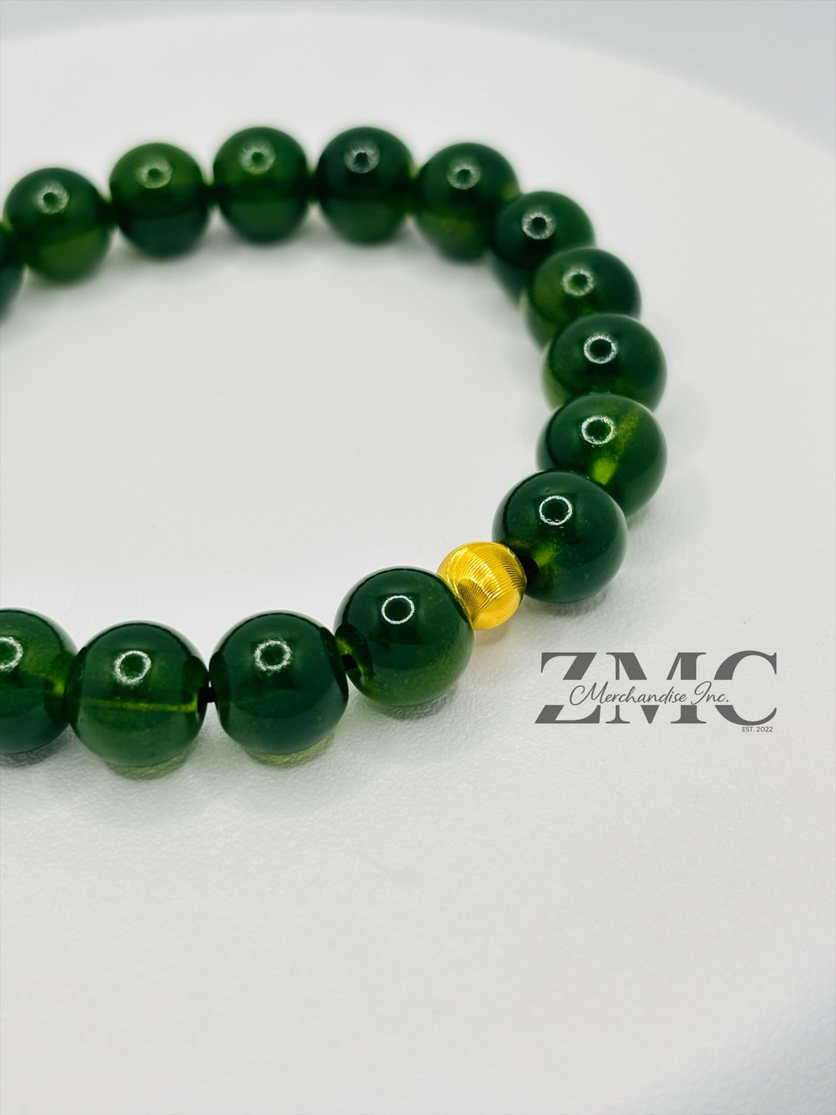 18K Gold Cats Eye Ball with Green Stone