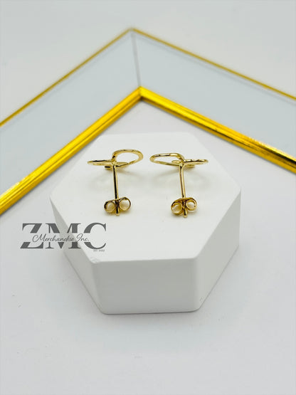 18K Gold Open Heart Earrings