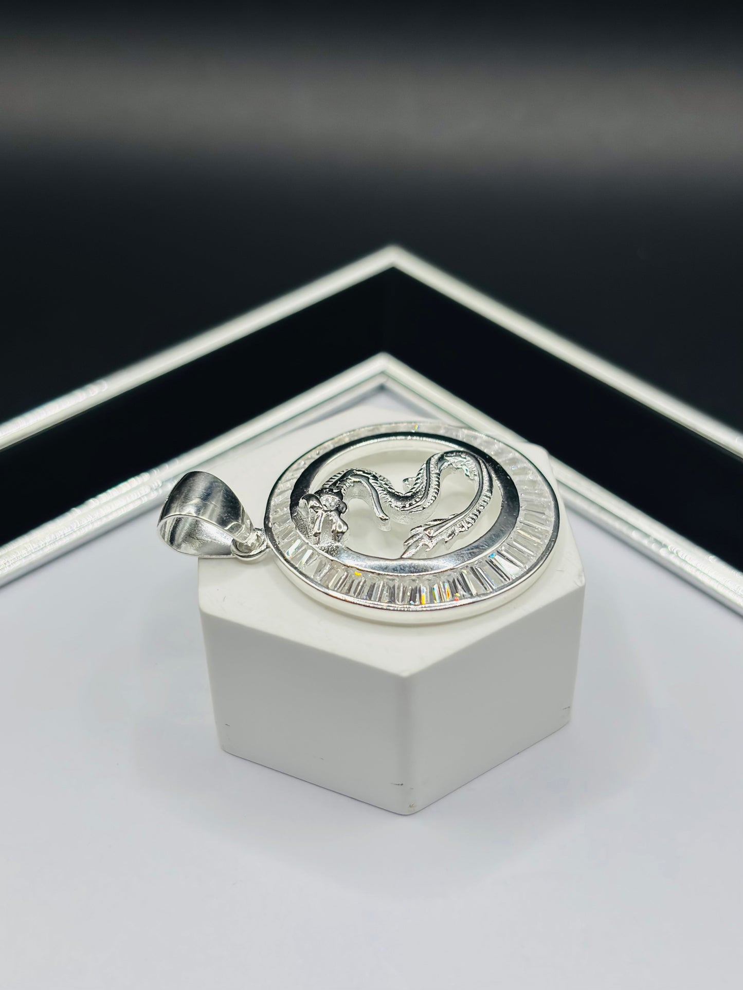 S925 Silver Circle Dragon Pendant