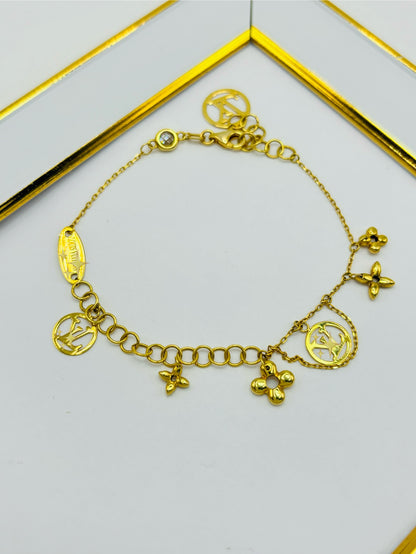 K18 Japan Gold Charm Bracelet