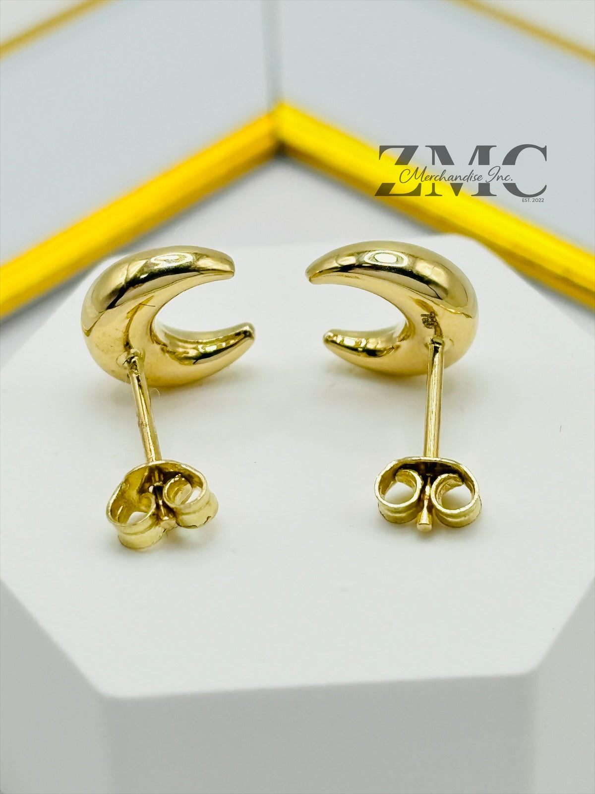 18K Gold Moon Earrings