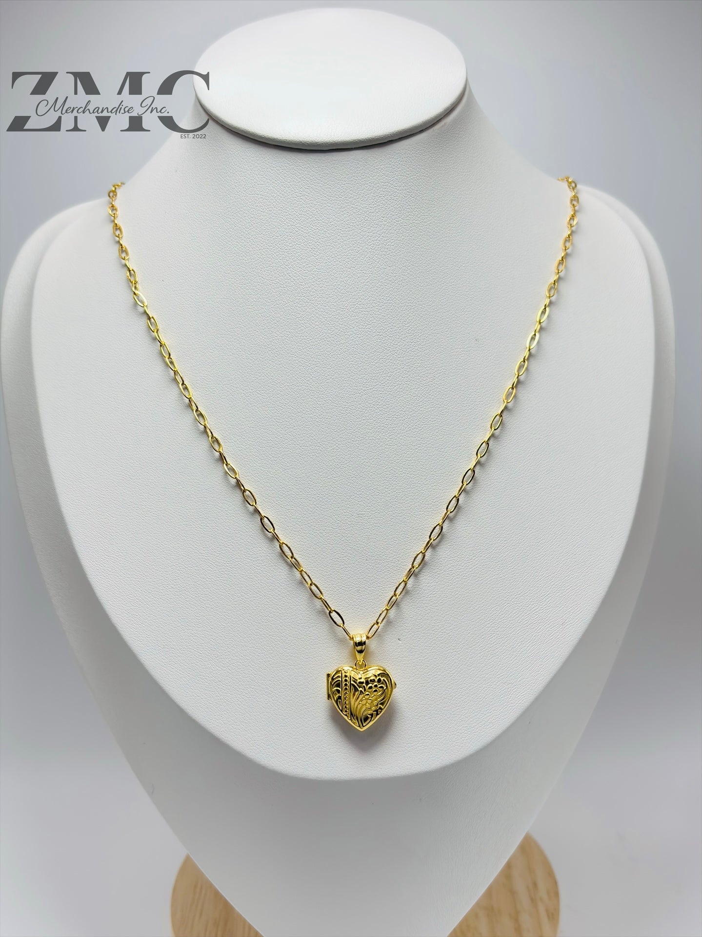 18K Gold Heart Locket Necklace