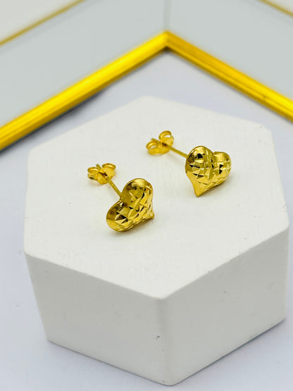 18K Gold Diamond Cut Heart Earrings