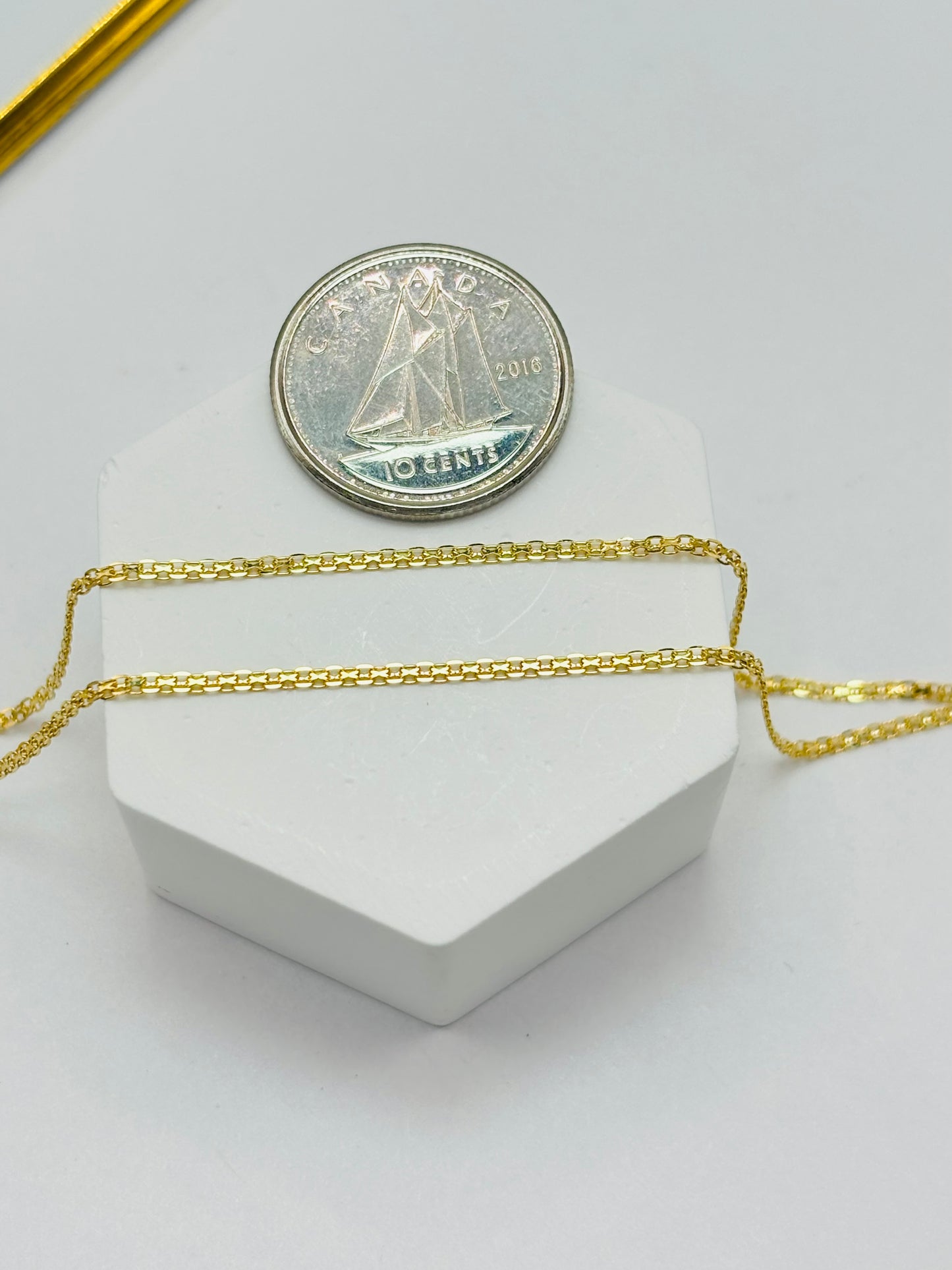 18K Gold Carpet Chain