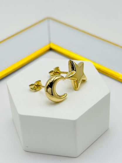 18K Gold Moon & Star Earrings