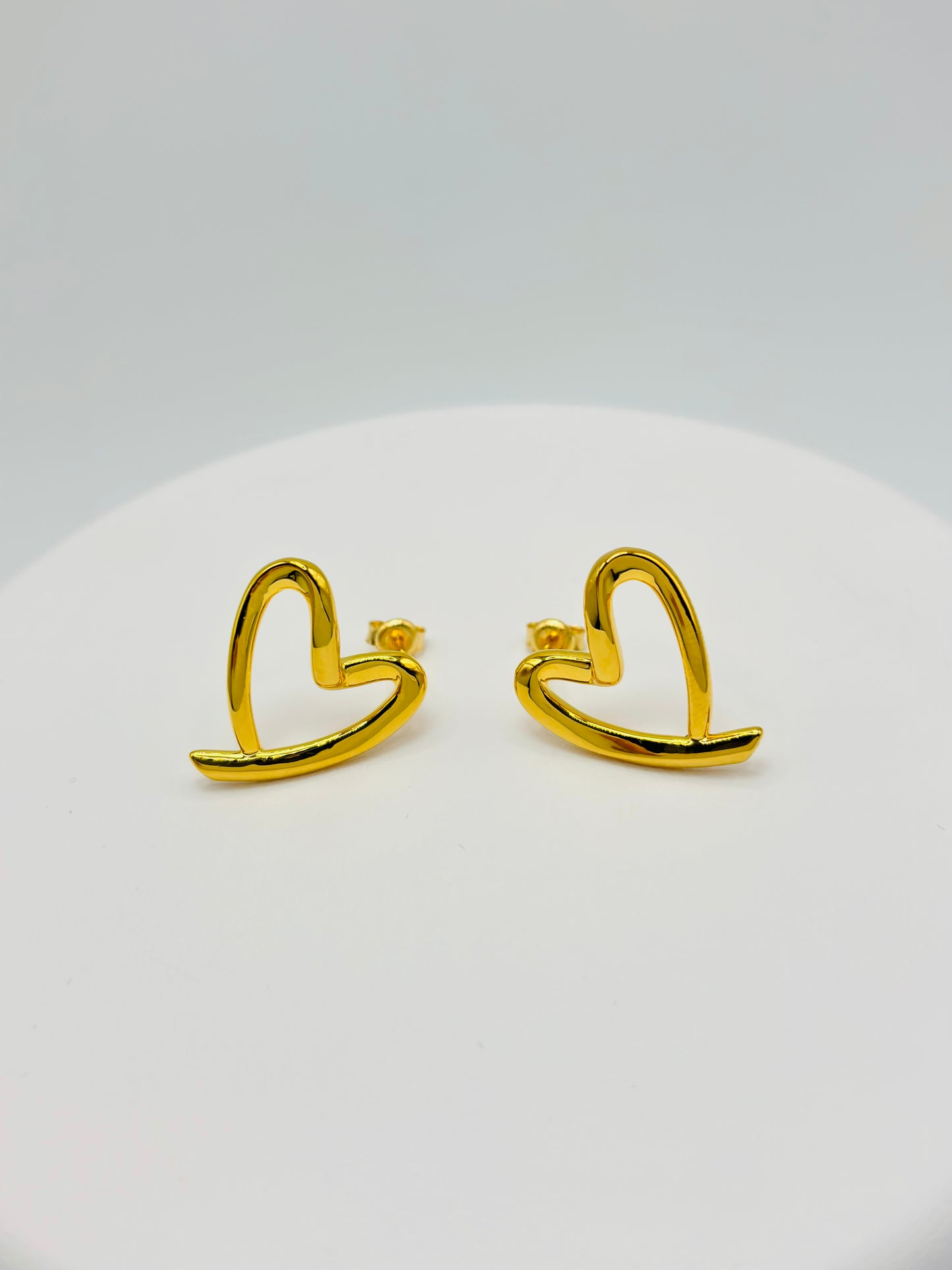 K18 Japan Gold Open Heart Earrings (Electroform)