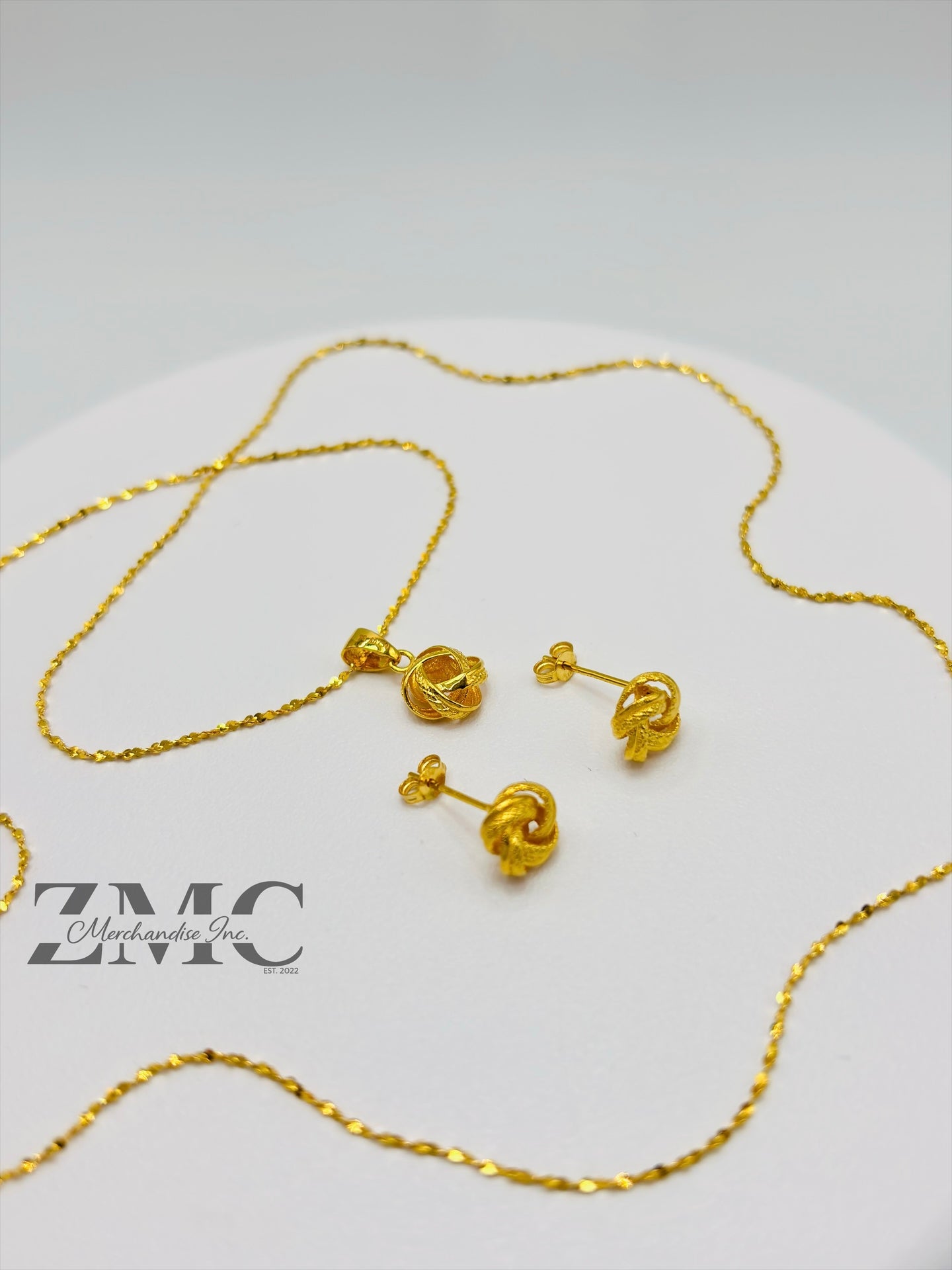 18K Gold Knot Earrings and Necklace Set