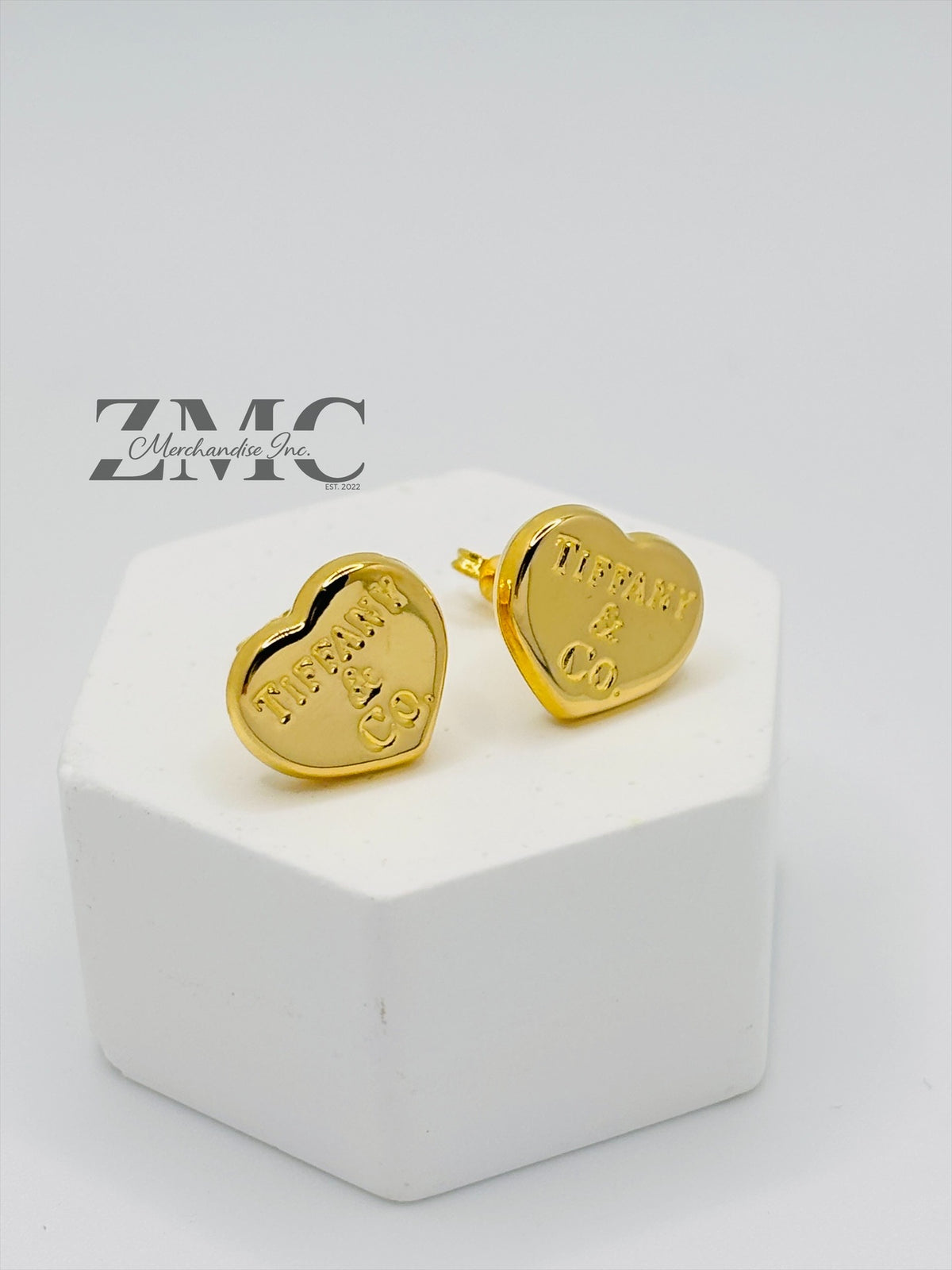 18K Gold Heart Earrings