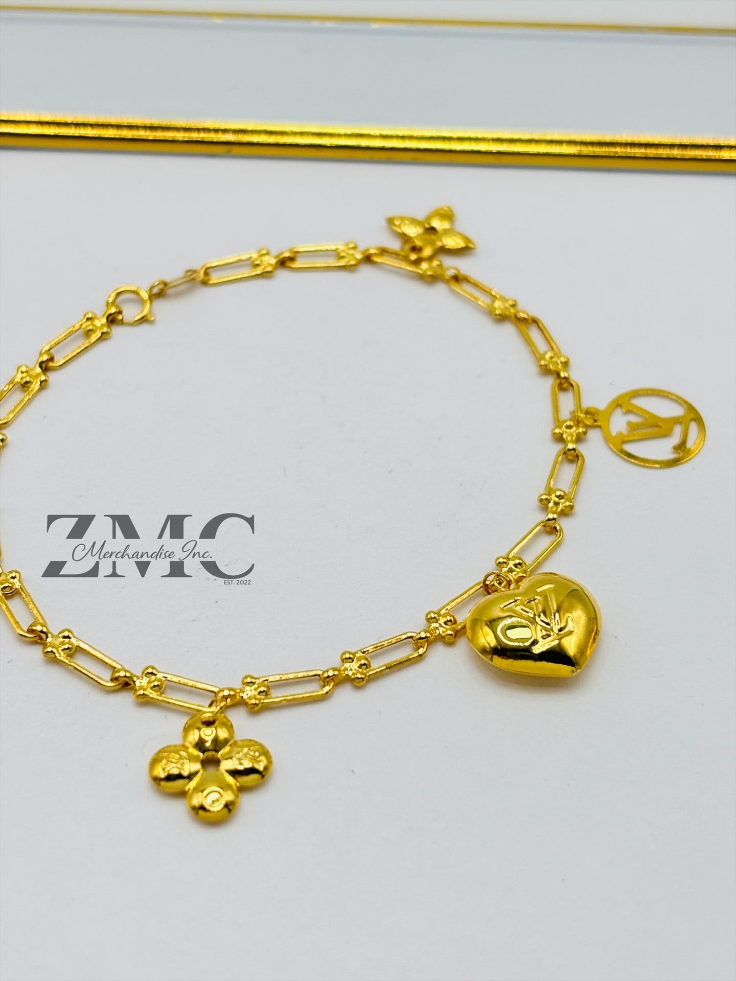 18K Gold Flat Hardware Heart, Flower Charm Bracelet