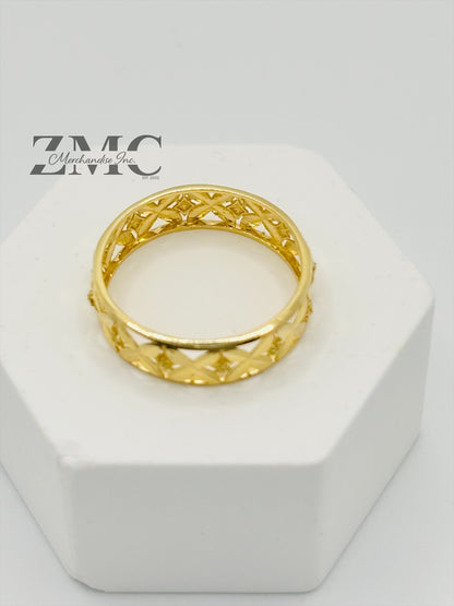 18K Gold Flower Circle Ring