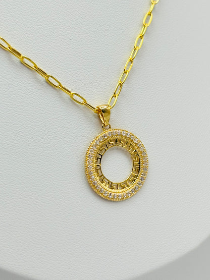 18K Gold Circle Necklace