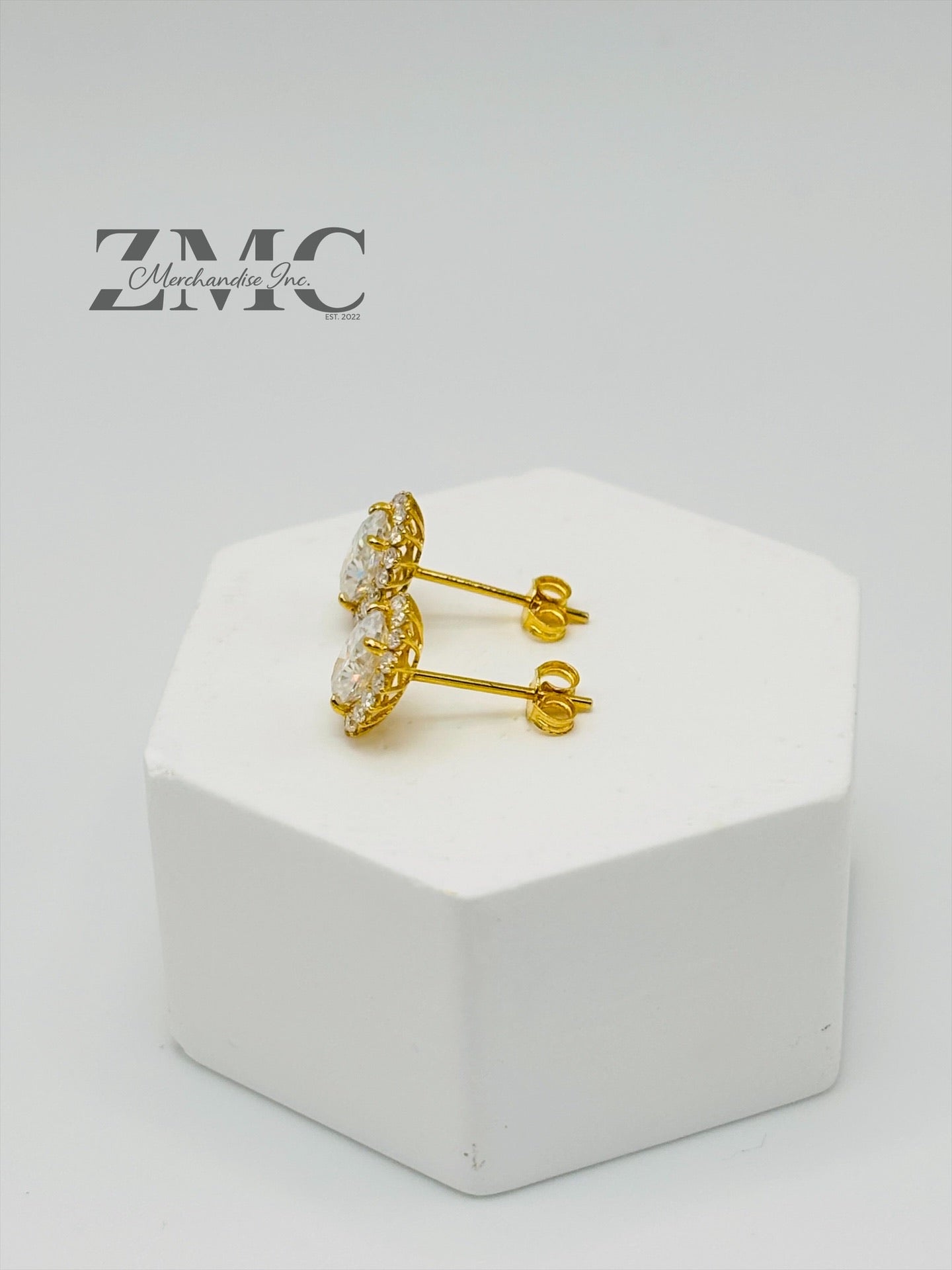 18K Gold Oval Moissanite Diamond Earrings
