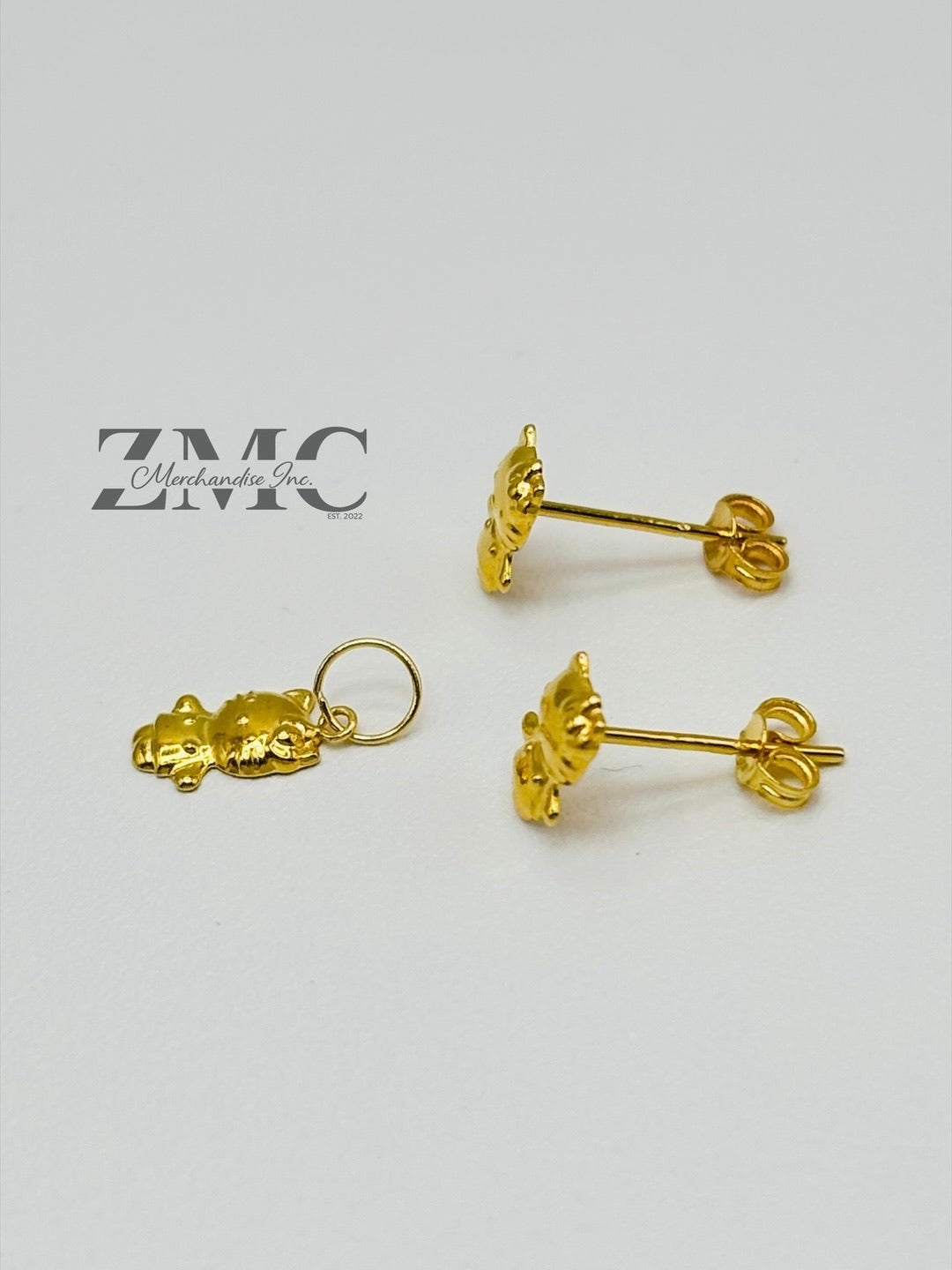 18K Gold HK Kids Earrings and Pendant Set