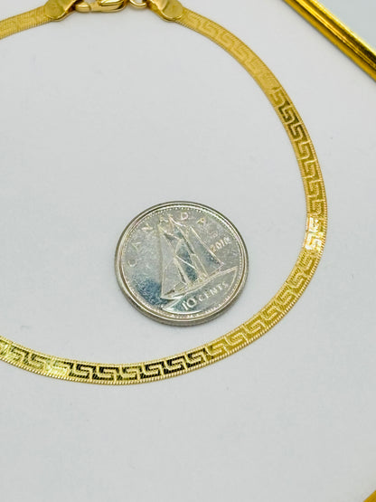 18K Gold F Flat Bracelet