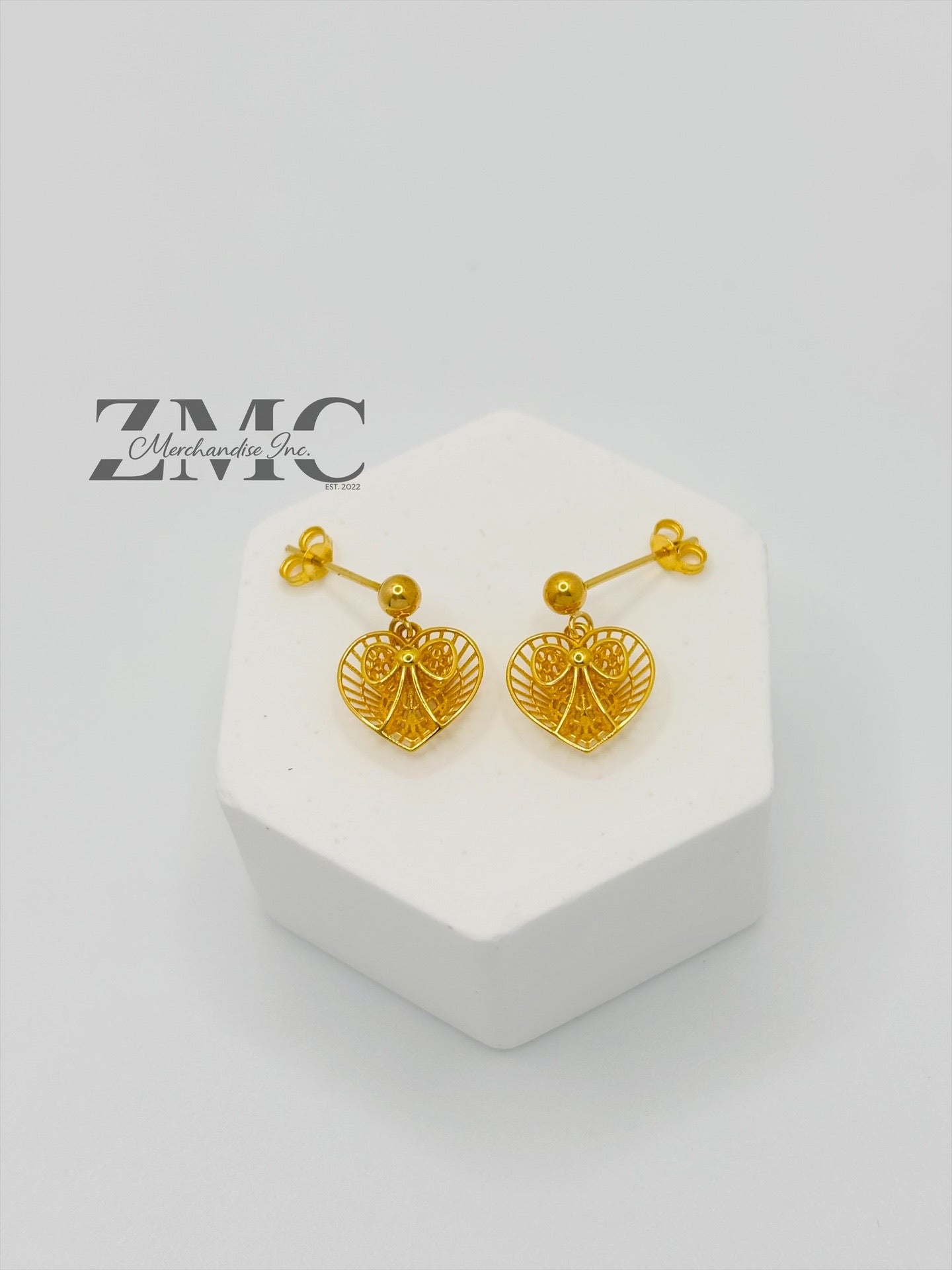 18K Gold Heart Earrings