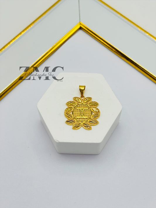 18K Gold Flower C Pendant