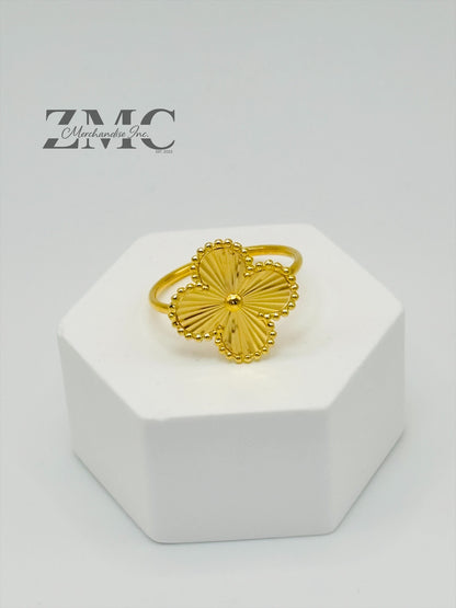 18K Gold Ring Clover 15mm