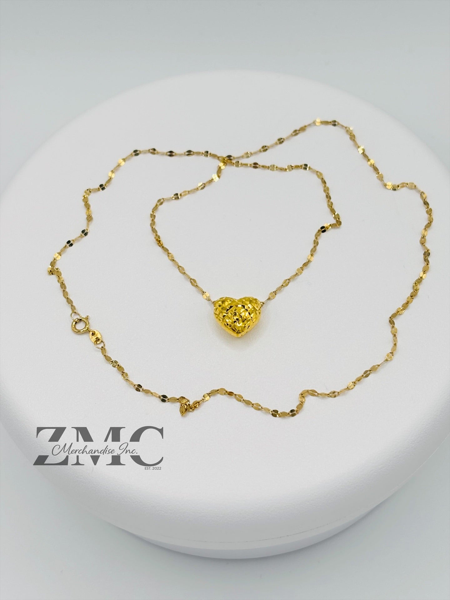 18K Gold Heart Dancing Necklace