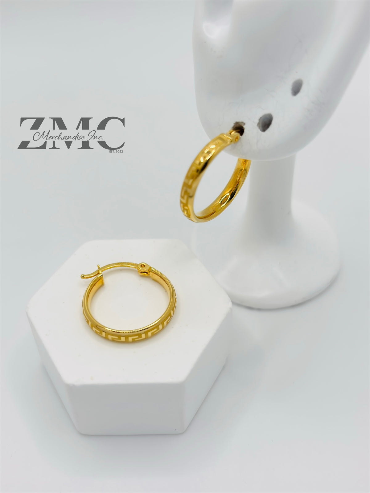 18K Gold Loop F Earrings