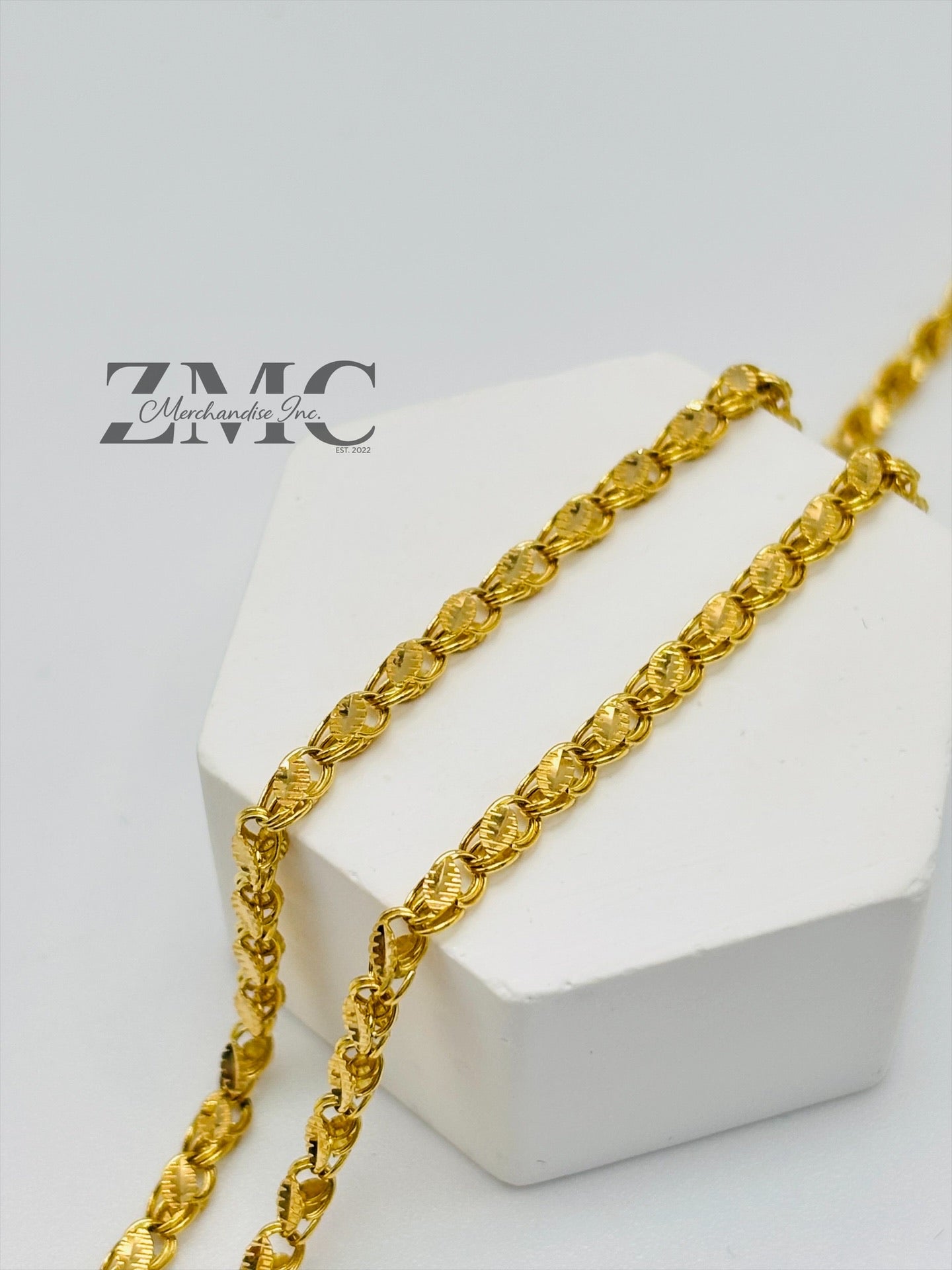 18K Gold Slim Damascus Cross Necklace
