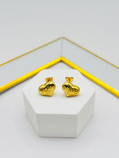 18K Gold Diamond Cut Heart Earrings