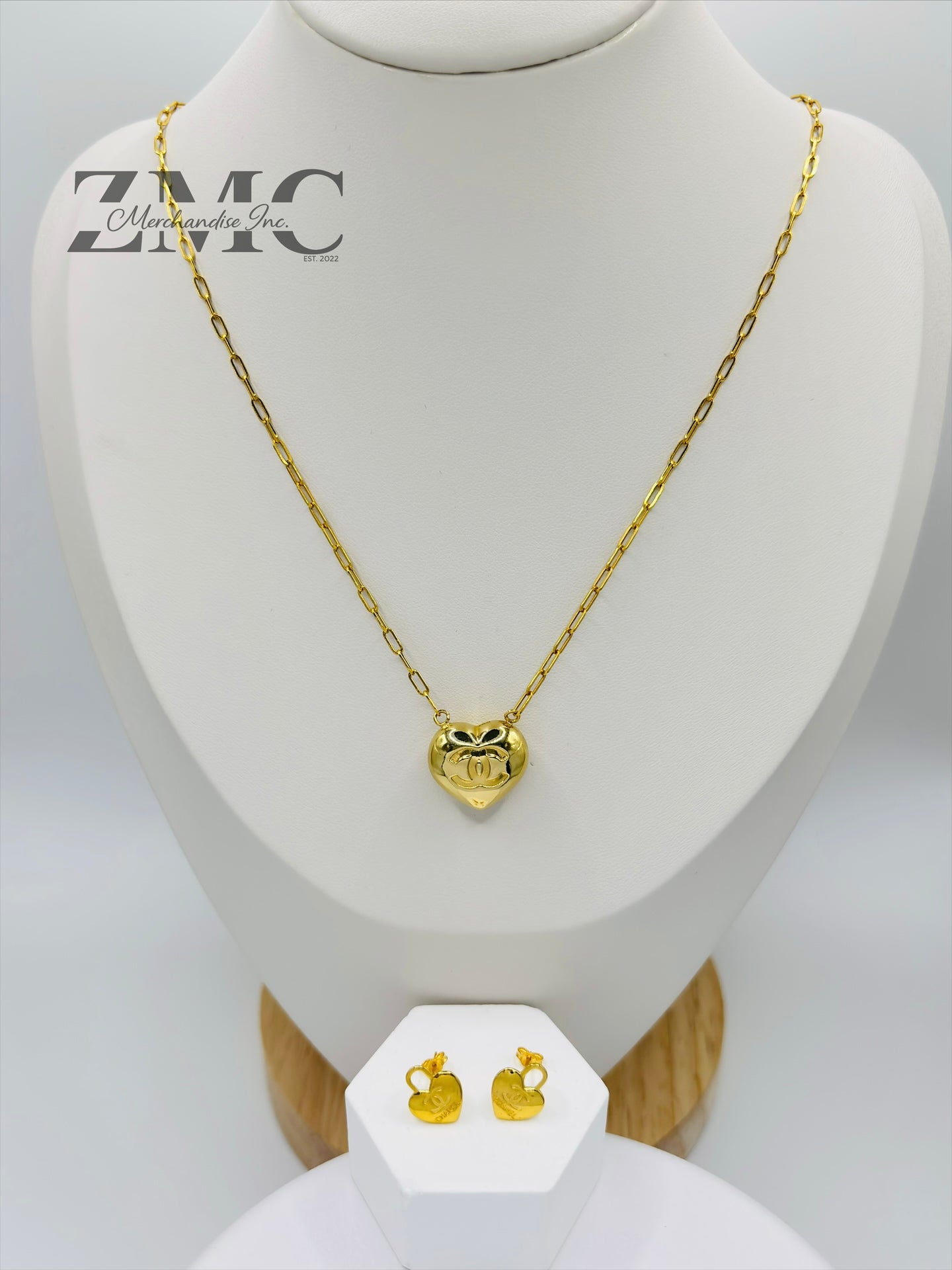 18K Gold Paperclip C Heart Earrings and Necklace Set