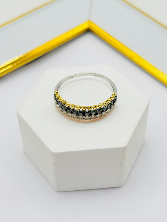 K18 Japan Gold Tri-Color with White/Black Natural Diamonds