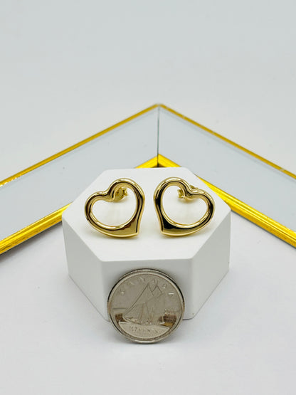 18K Gold Open Heart Earrings
