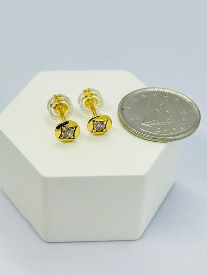 K18 Japan Gold Circle Natural Diamond Earrings 0.20ct