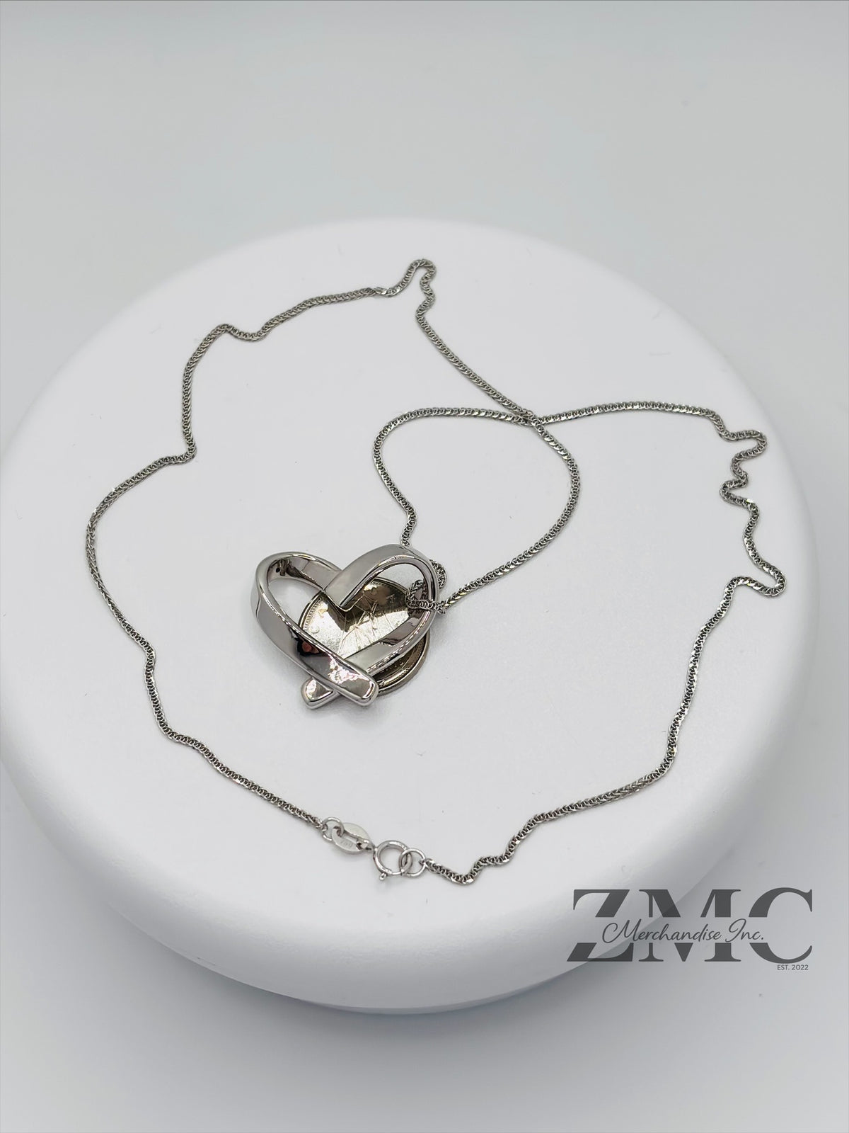 18K White Gold Open Heart Necklace
