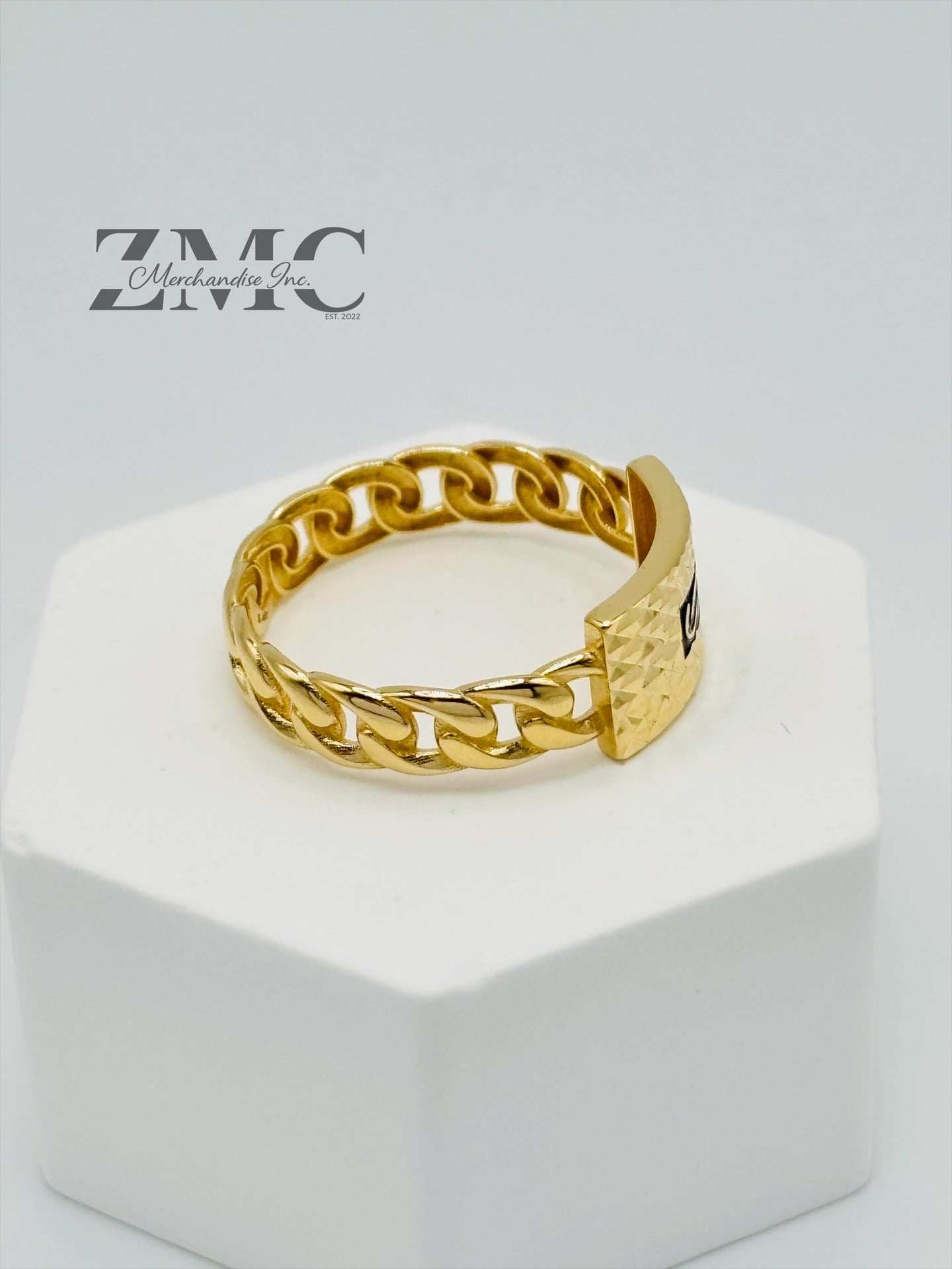 18K Gold M Cadena Ring