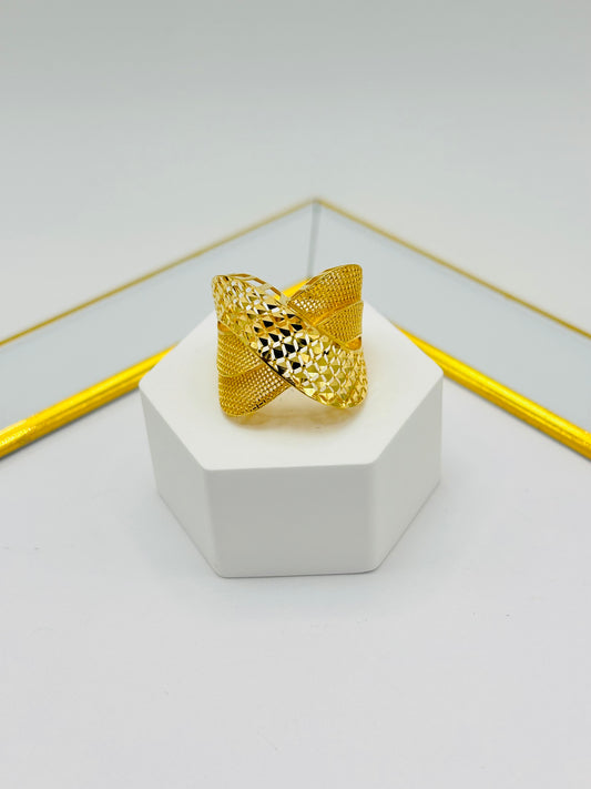 18K Gold Big Power Ring