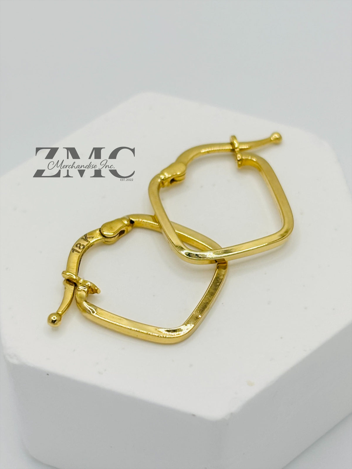 18K Gold Square Loop Earrings (Imperfection)