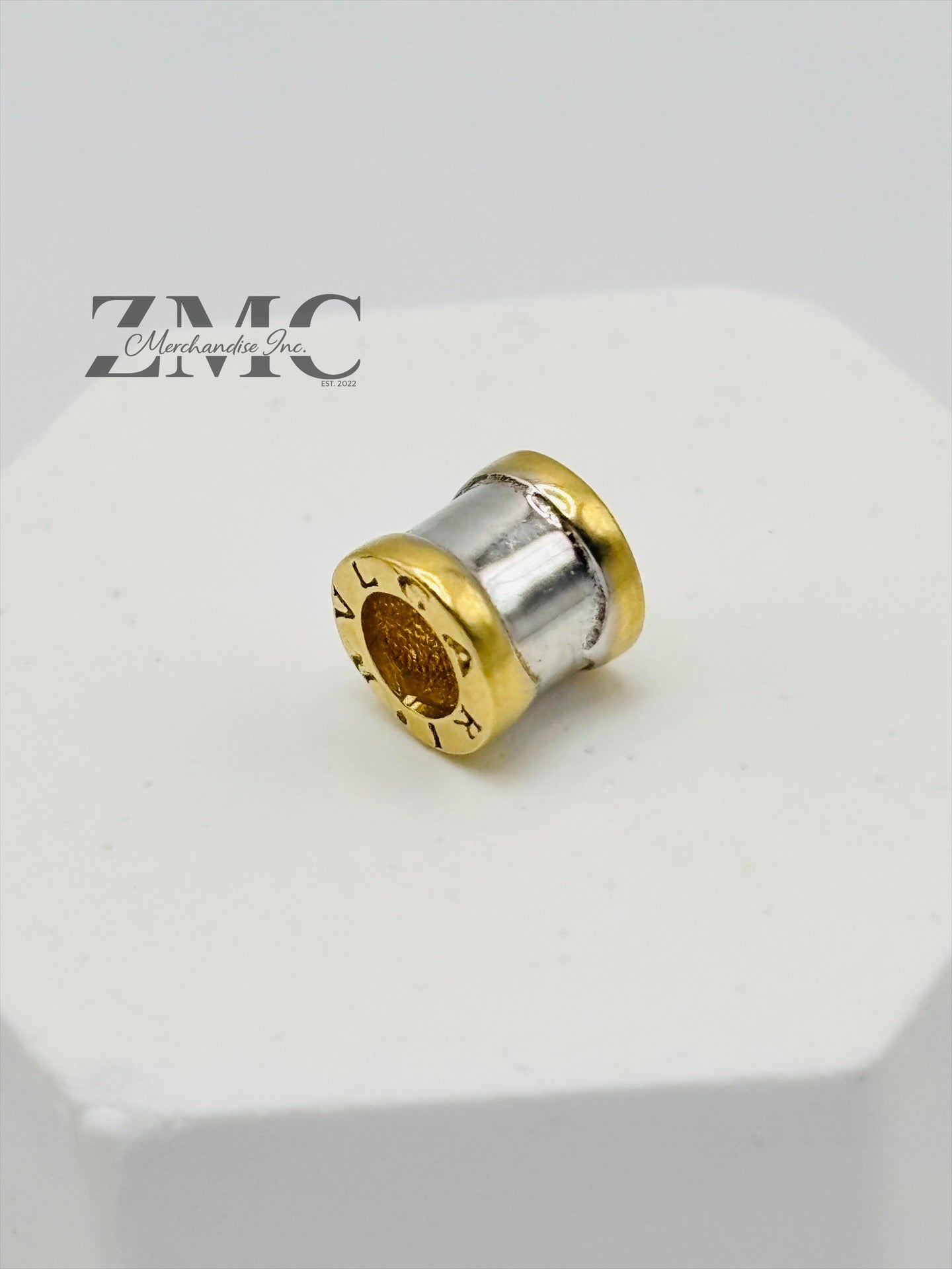 18K Gold Two-tone Barrel Pendant