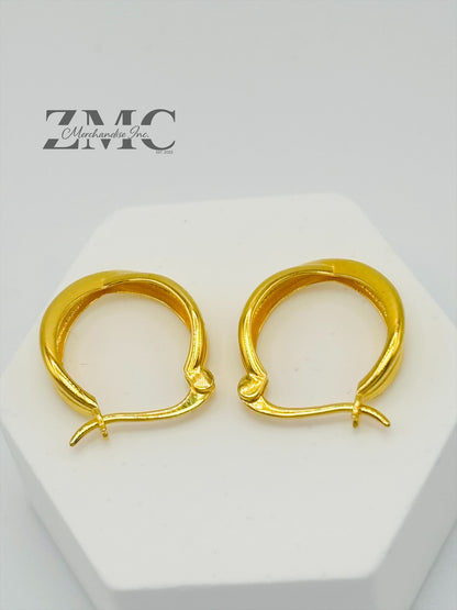 18k Gold Line Loop Earrings