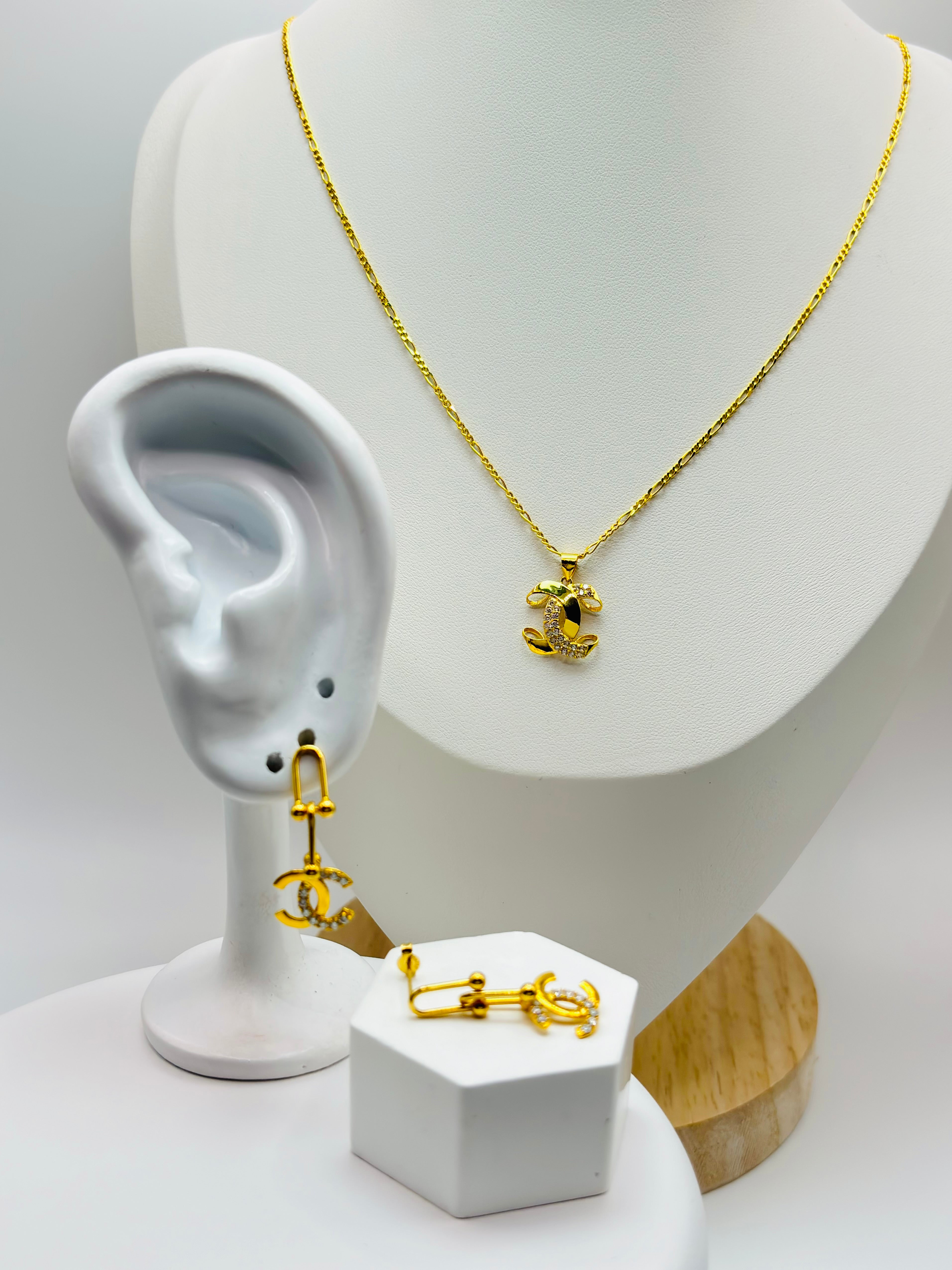 18K 750 Genuine Saudi Gold Infinity Earring Necklace 19.6