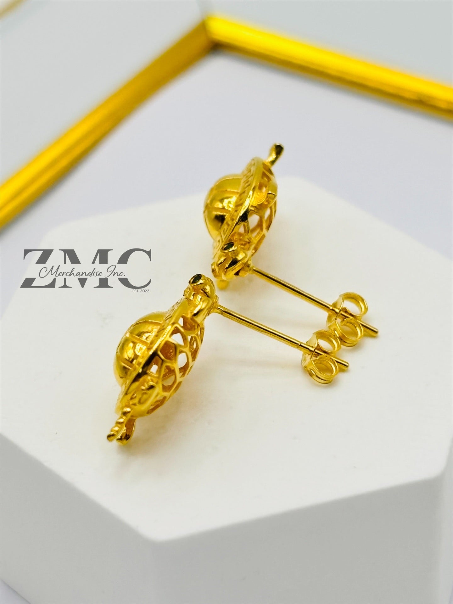 18K Gold Lucky turtle Earrings