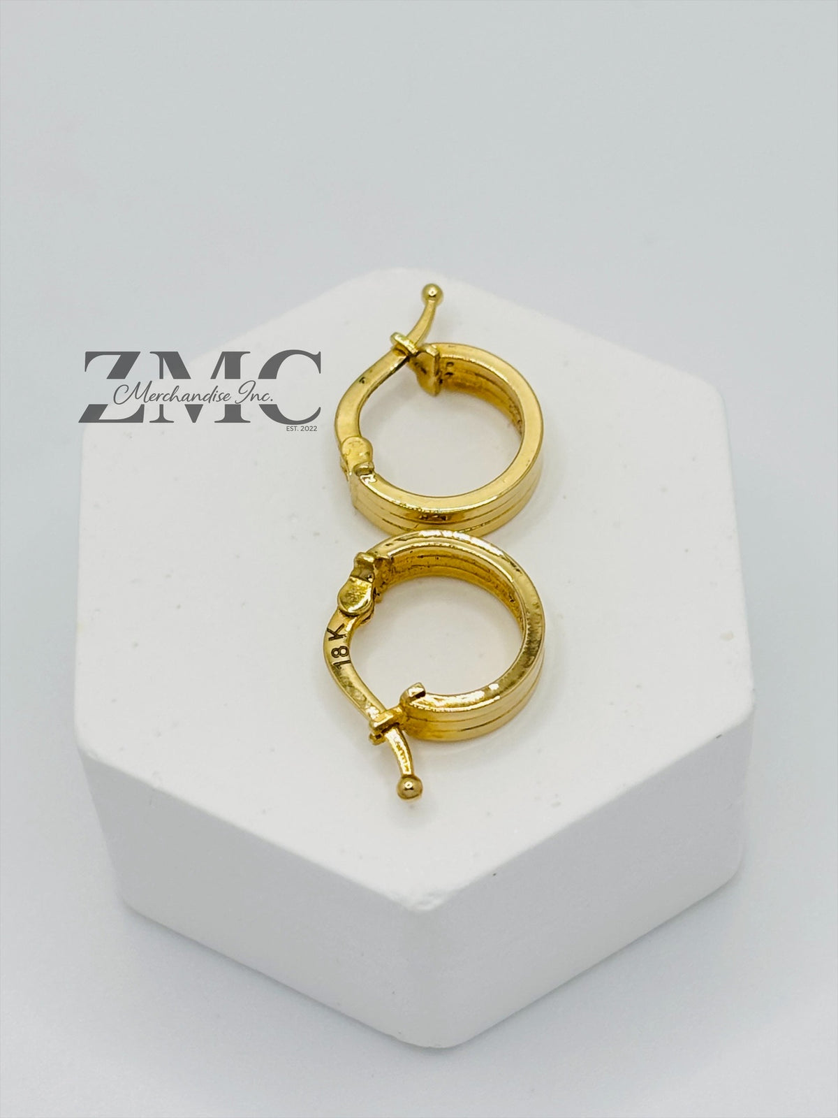 18K Gold Huggies Loop Earrings (Imperfection)