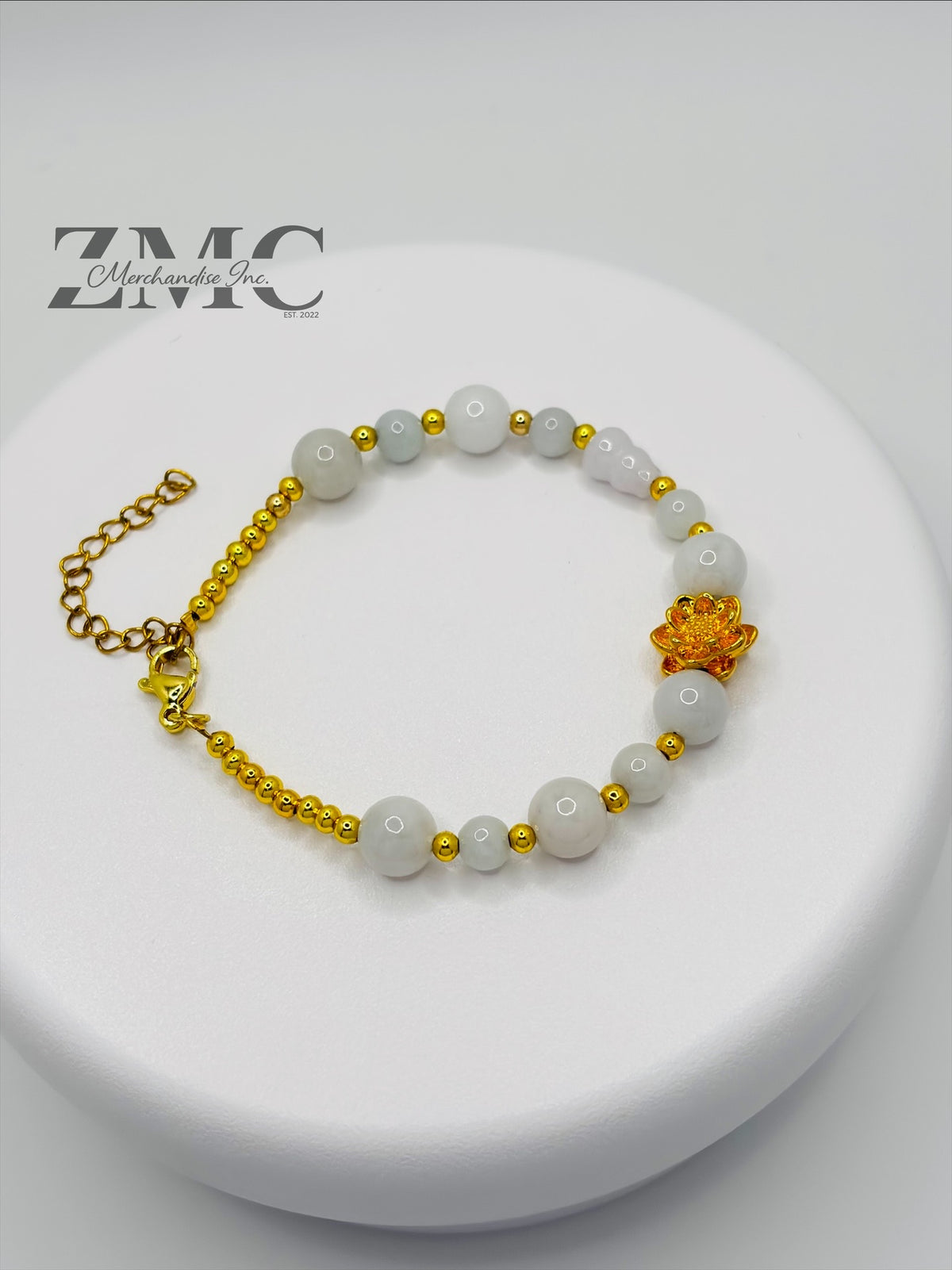18K Gold Lucky Koi Fish Bracelet Jade Hulu Stone ( Hollow Empty Inside)