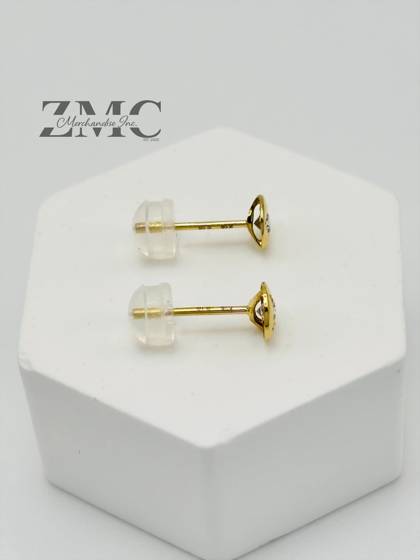 K18 Japan Gold Circle Natural Diamond Earrings 0.20ct