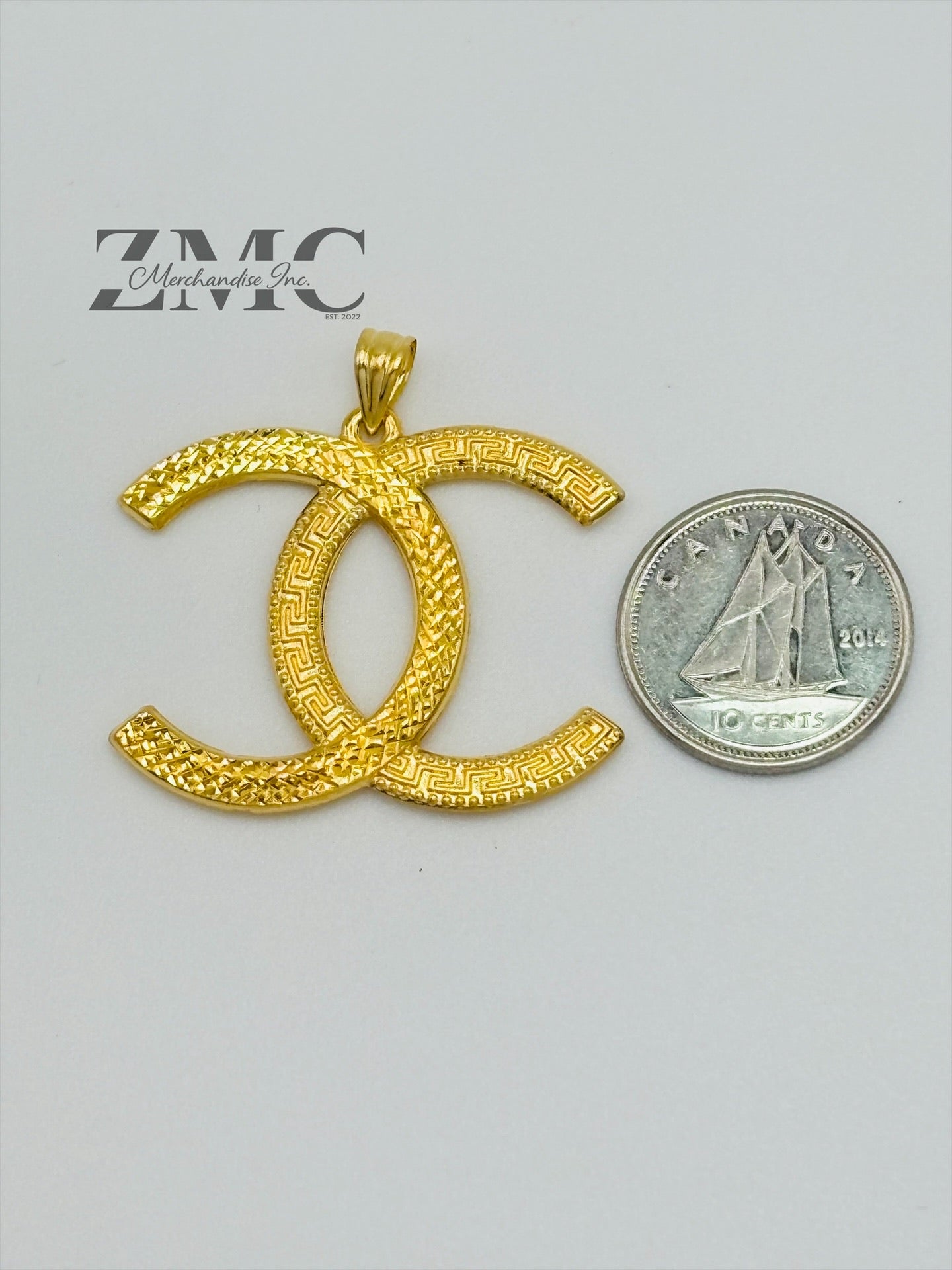 18K Gold Diamond Cut C Big Pendant