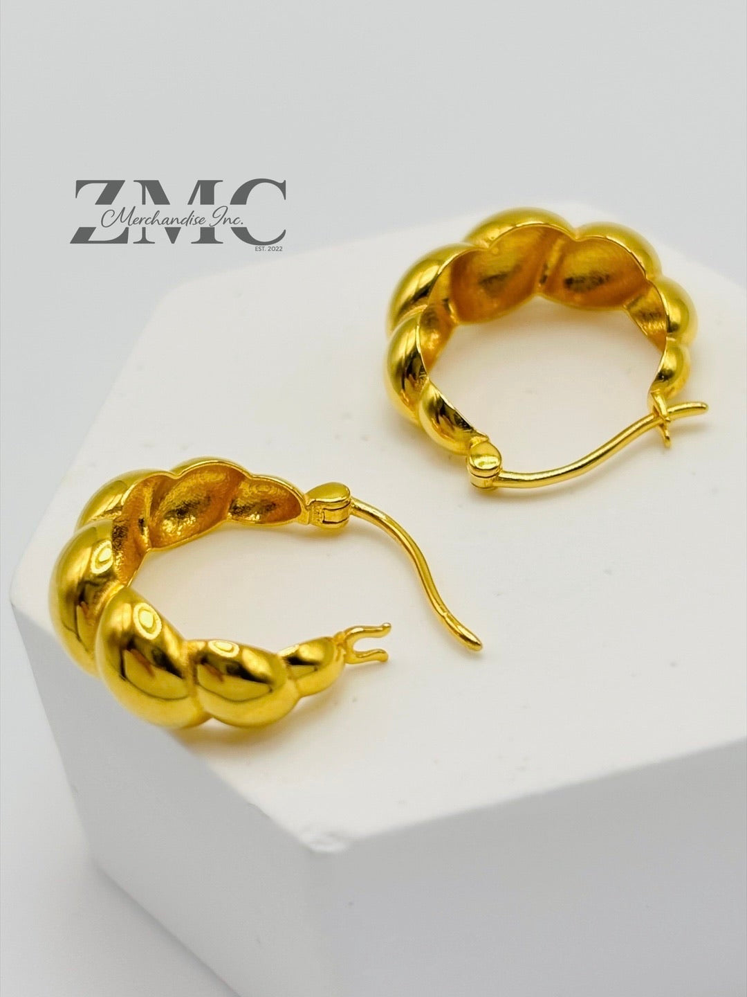 18K gold Croissant Loop Earrings
