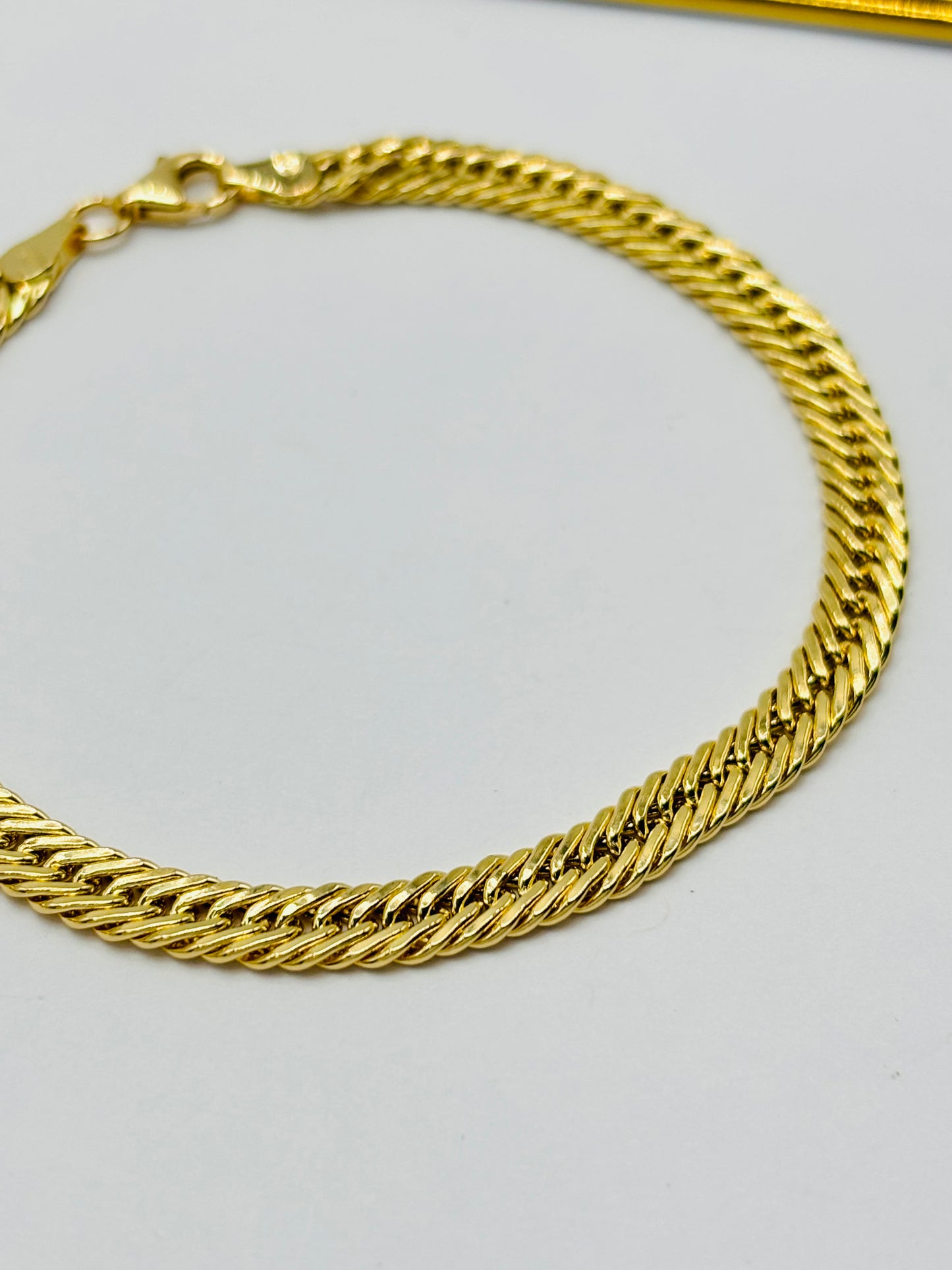 18K Gold Bracelet