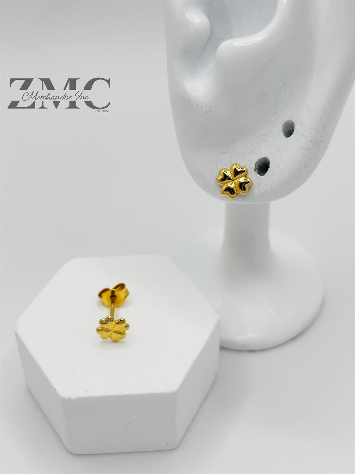 18K Gold Clover Earrings