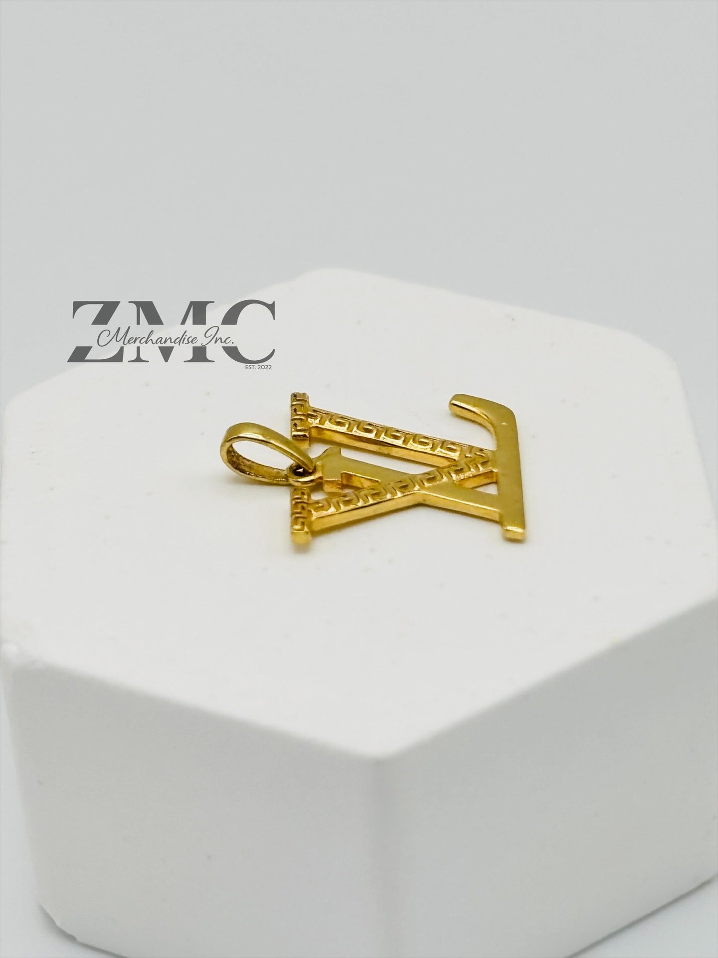 18K Gold L Pendant