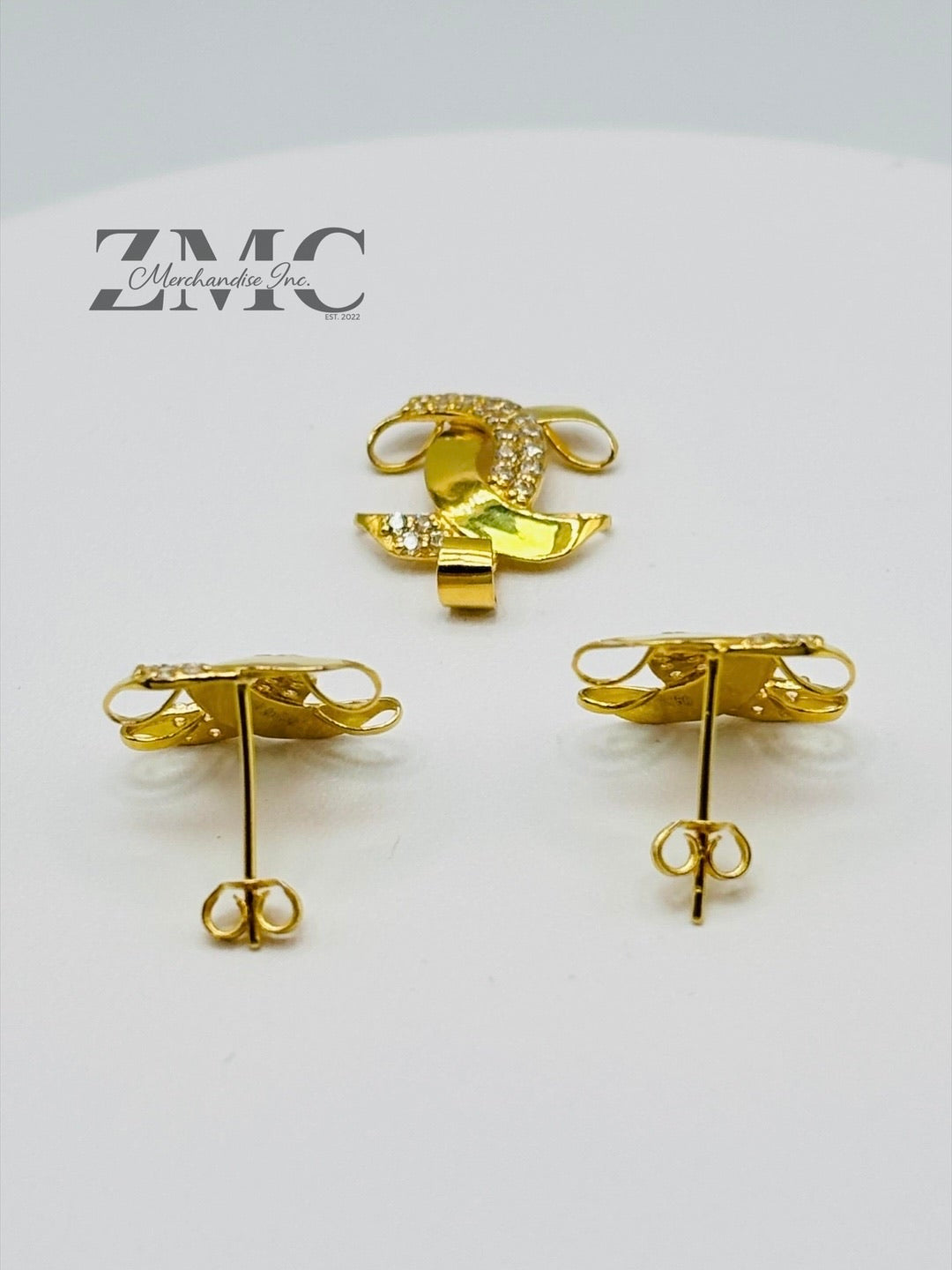 18K Gold C Earrings and Pendant with Stone Set
