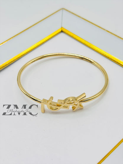 18K Gold Bangle