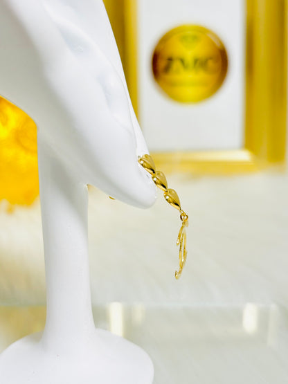 18K Gold Heart Dangling